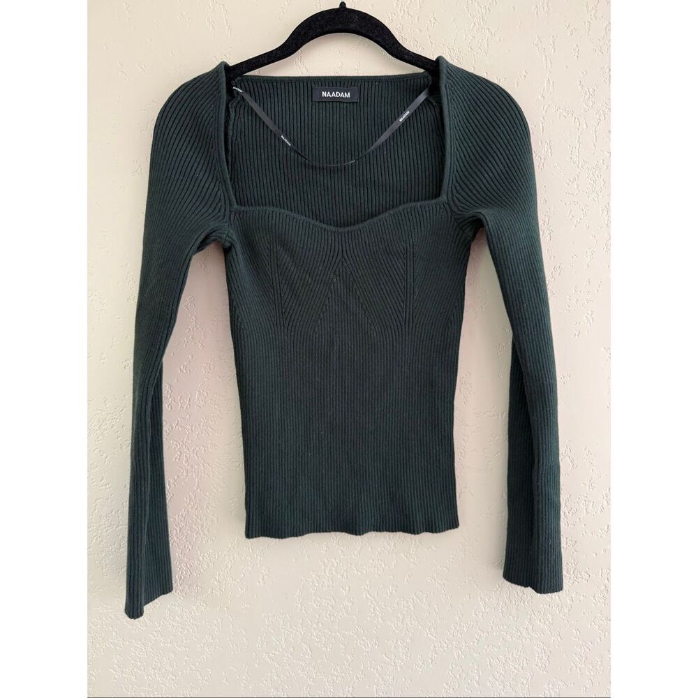 Naadam FormFit Sweetheart Sweater